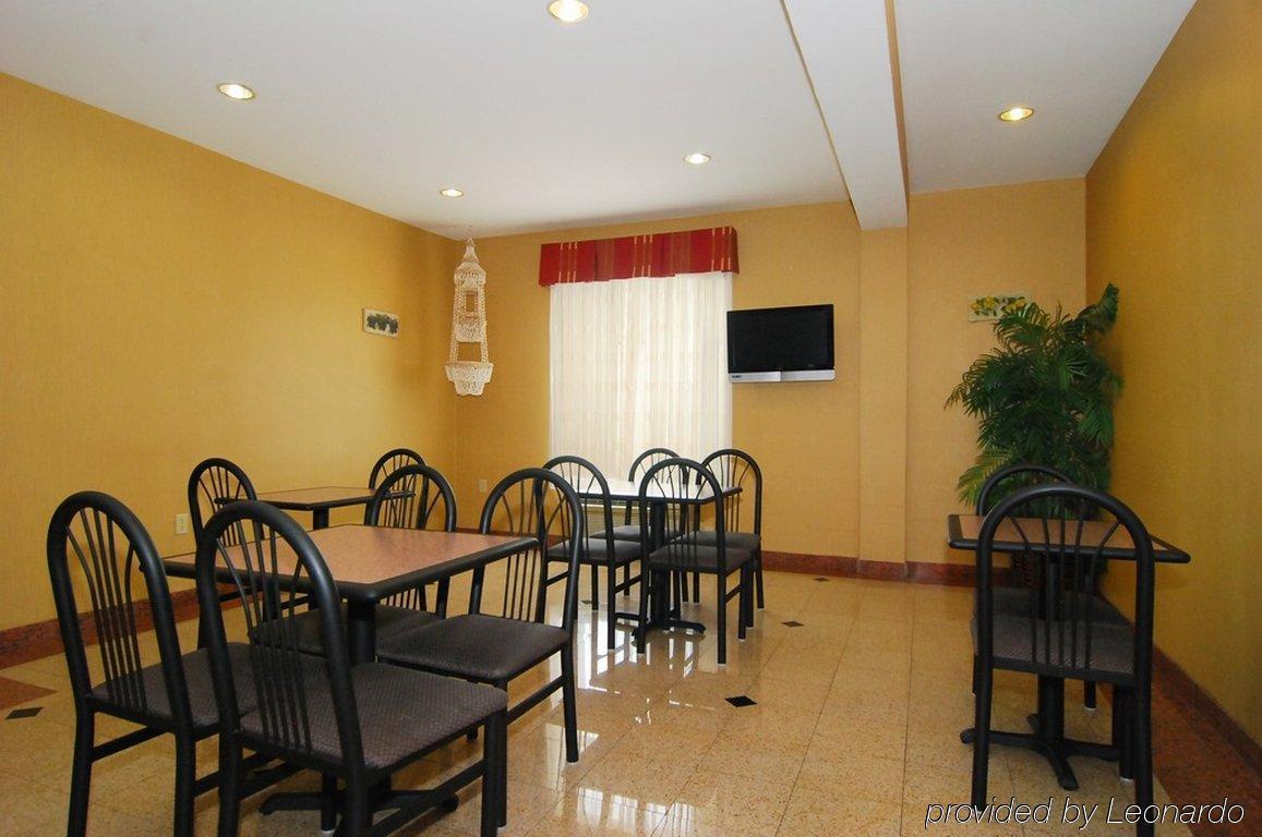Quality Inn & Suites Buda Restaurante foto